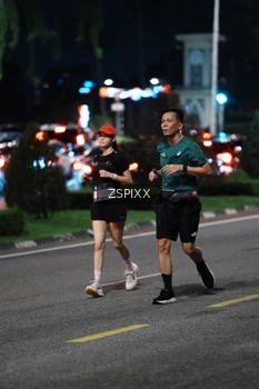 Runner Photo 3770184