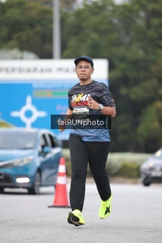 Runner Photo 3770219