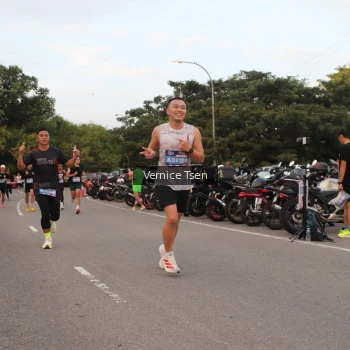Runner Photo 3770271