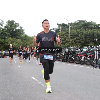 Runner Photo 3770302
