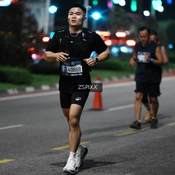 Runner Photo 3770312