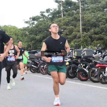 Runner Photo 3770381