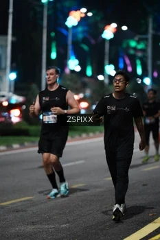 Runner Photo 3770400