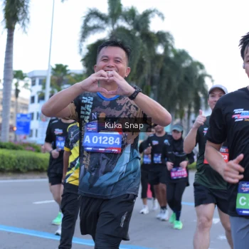 Runner Photo 3770416