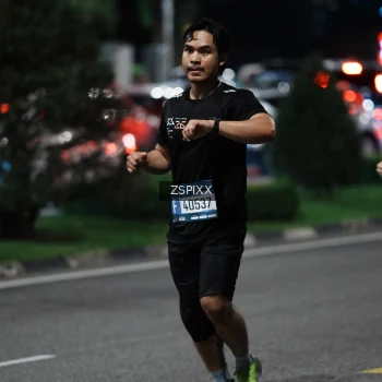 Runner Photo 3770453