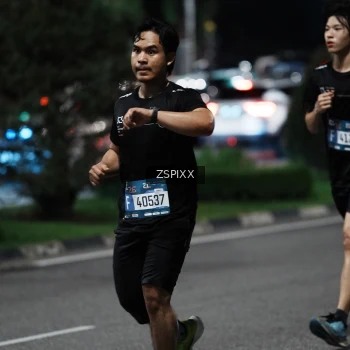 Runner Photo 3770472