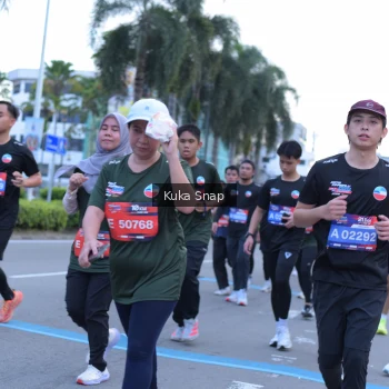 Runner Photo 3770490