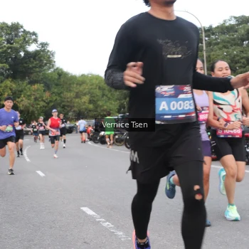 Runner Photo 3770502