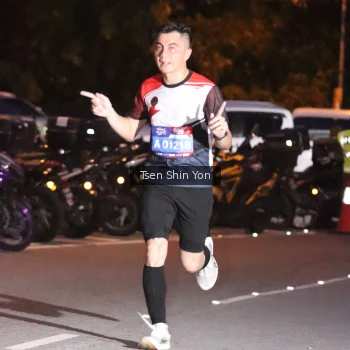 Runner Photo 3770588