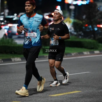 Runner Photo 3770665