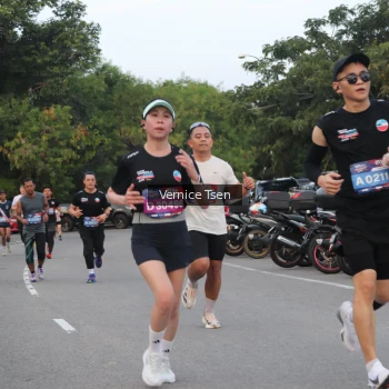 Runner Photo 3770671