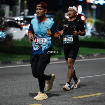 Runner Photo 3770686