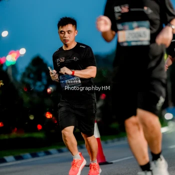 Runner Photo 3770692