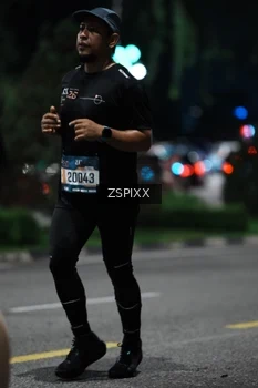 Runner Photo 3770806