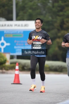 Runner Photo 3770824