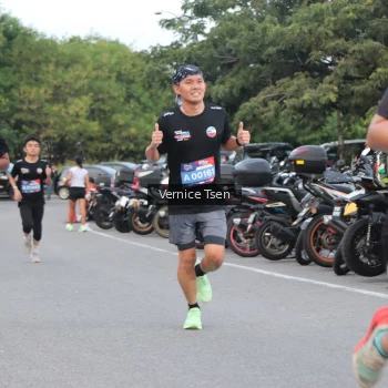 Runner Photo 3770842