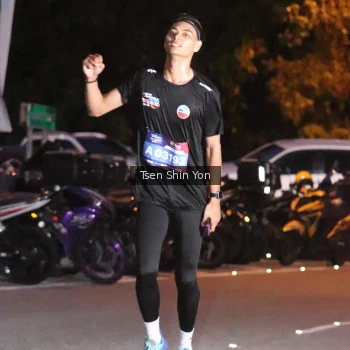Runner Photo 3770851