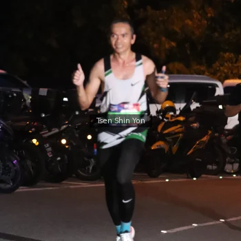Runner Photo 3770866