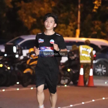 Runner Photo 3770911