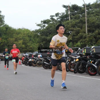 Runner Photo 3770918