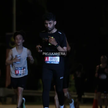 Runner Photo 3770926