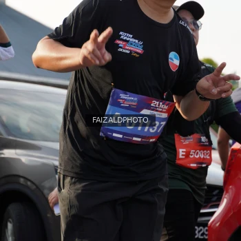 Runner Photo 3770934