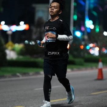 Runner Photo 3771001