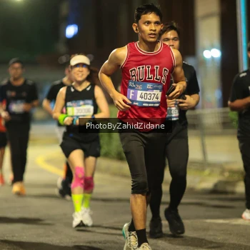 Runner Photo 3771003