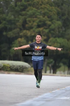 Runner Photo 3771037