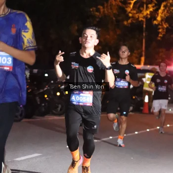 Runner Photo 3771053