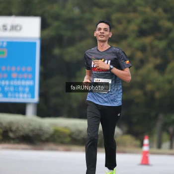 Runner Photo 3771180