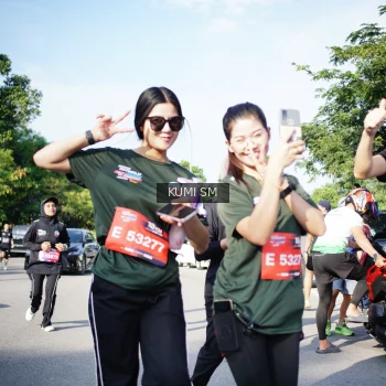 Runner Photo 3771206