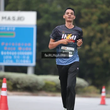 Runner Photo 3771224