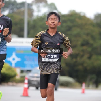 Runner Photo 3771311