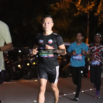 Runner Photo 3771336