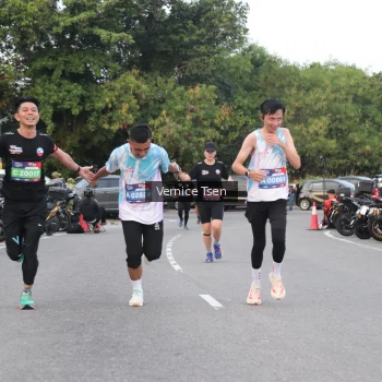 Runner Photo 3771381