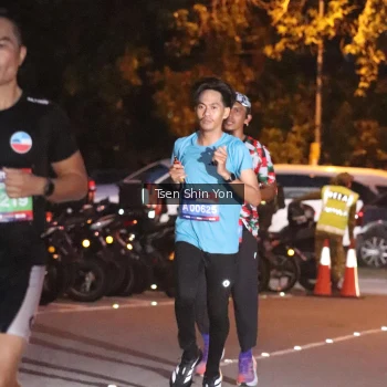 Runner Photo 3771413