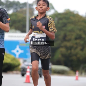 Runner Photo 3771439
