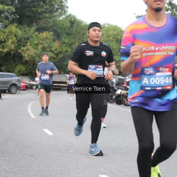 Runner Photo 3771565