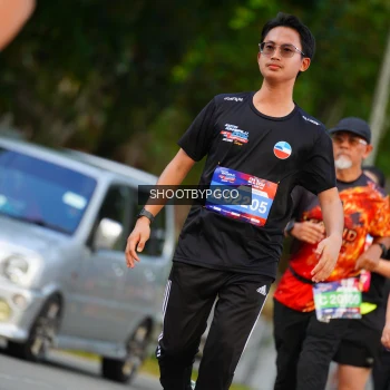 Runner Photo 3771585