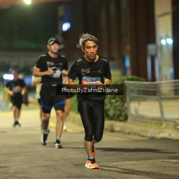 Runner Photo 3771716