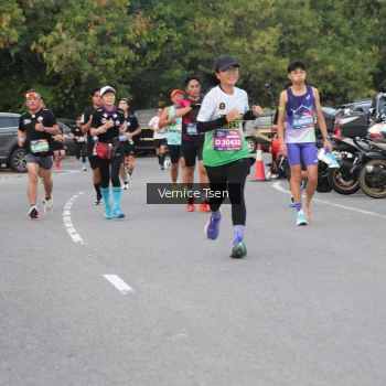 Runner Photo 3771774