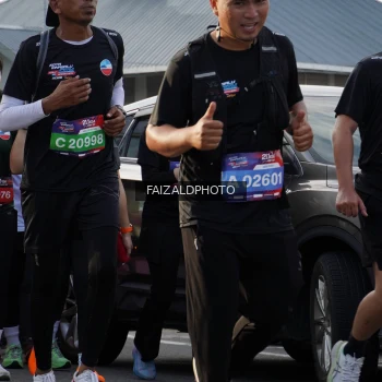 Runner Photo 3771876