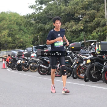Runner Photo 3772360