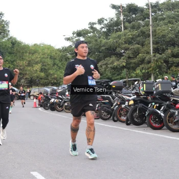 Runner Photo 3772403