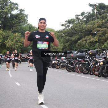 Runner Photo 3772429