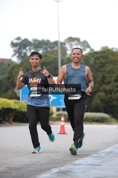 Runner Photo 3772487