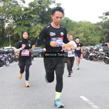Runner Photo 3772608