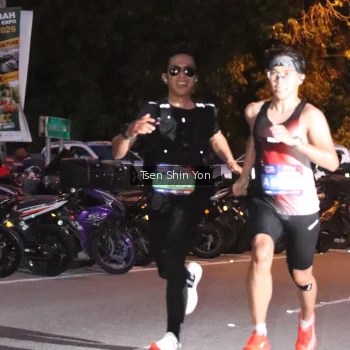 Runner Photo 3772723