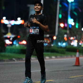 Runner Photo 3772772